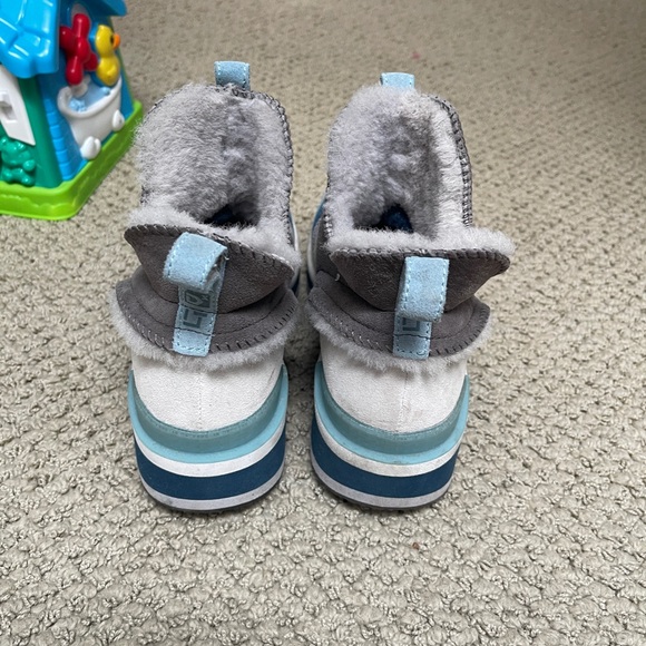 deckers x lab arctic blue/gray boot size 6.5 - Picture 3 of 3